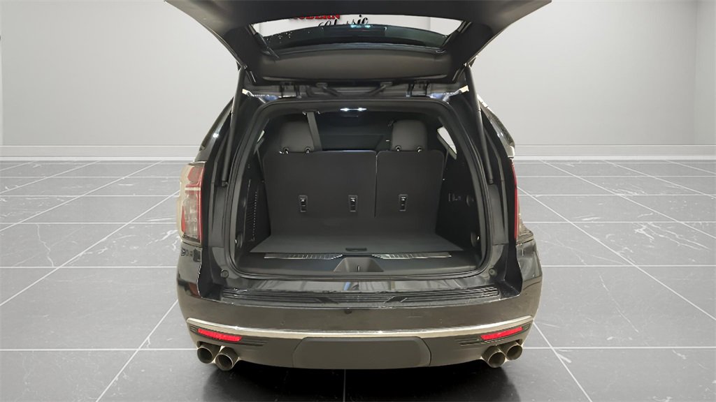 Used 2023 Chevrolet Tahoe High Country image 16