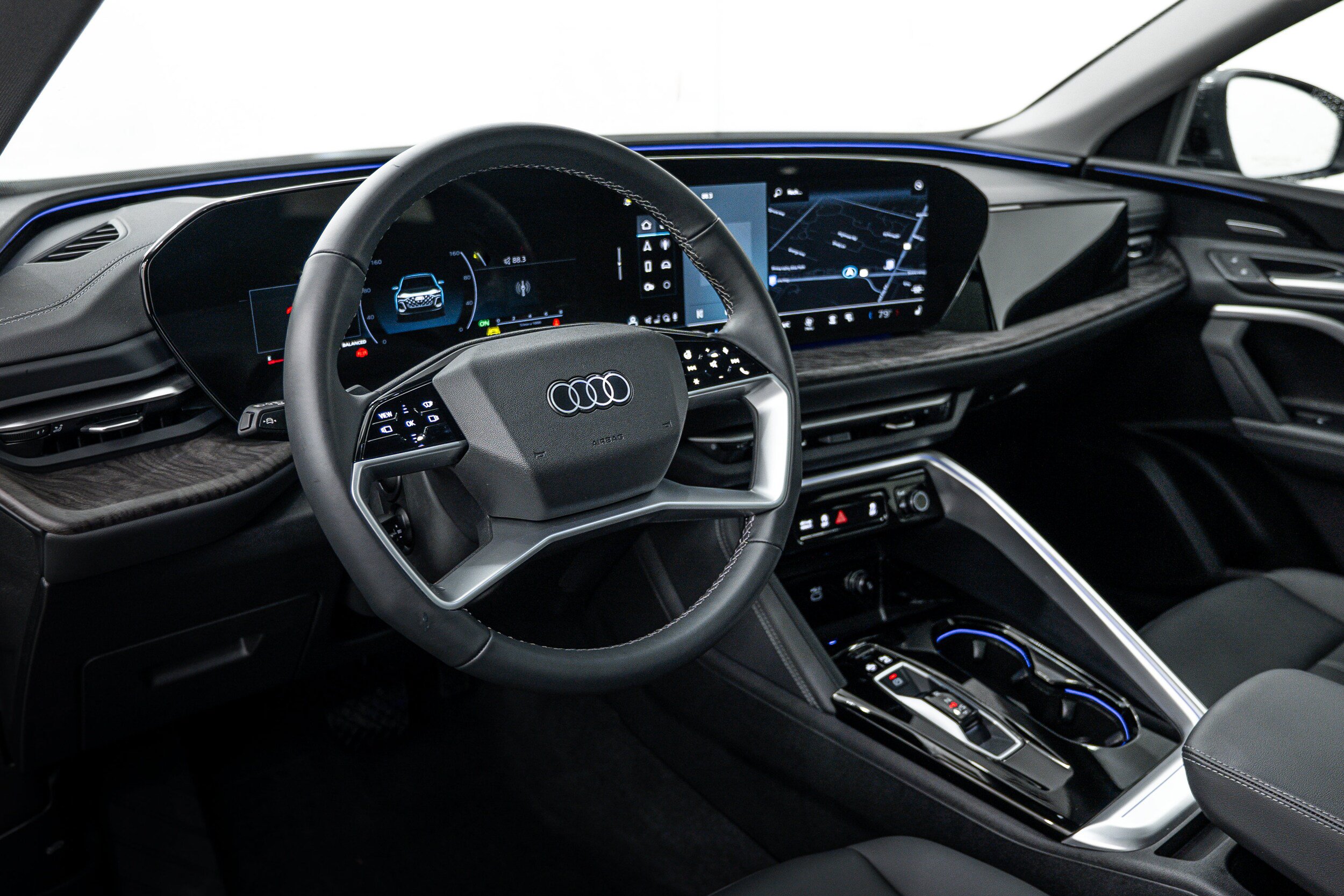 Used 2025 Audi Q5 Premium Plus w/ Premium Plus AWD/4WD image 9