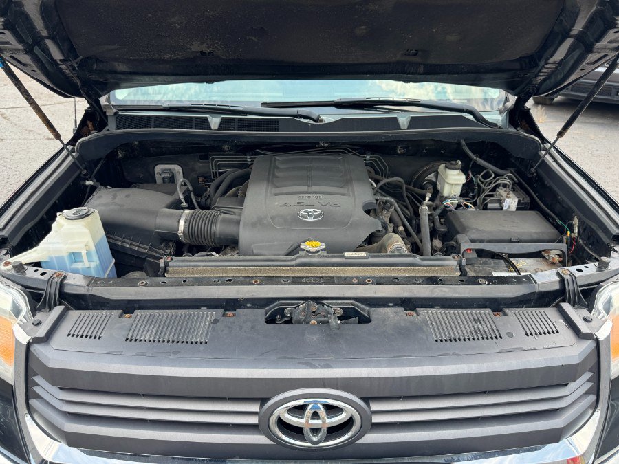 Used 2015 Toyota Tundra SR5 AWD/4WD image 23