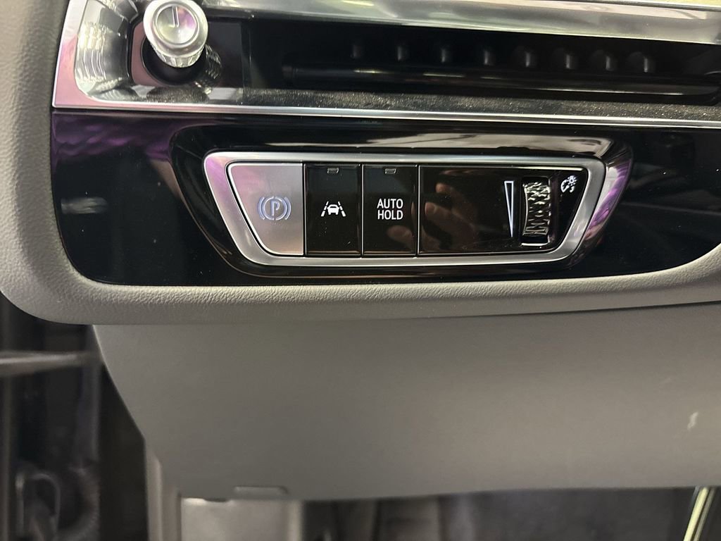 New 2025 Cadillac Lyriq Luxury image 44