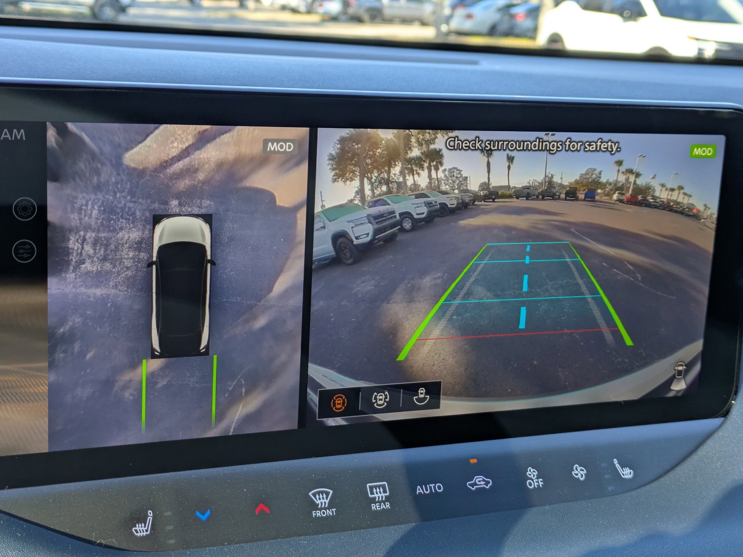 New 2026 Nissan Leaf SV+ w/ Floor Mat Package (SV+) image 22