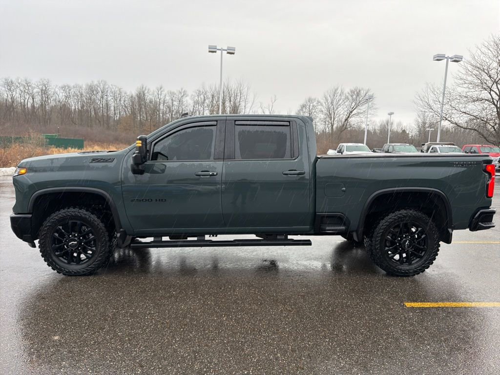 Used 2025 Chevrolet Silverado 2500 LT w/ Trail Boss Package image 5