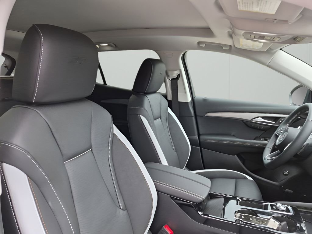 New 2026 Buick Envision Sport Touring AWD/4WD image 17