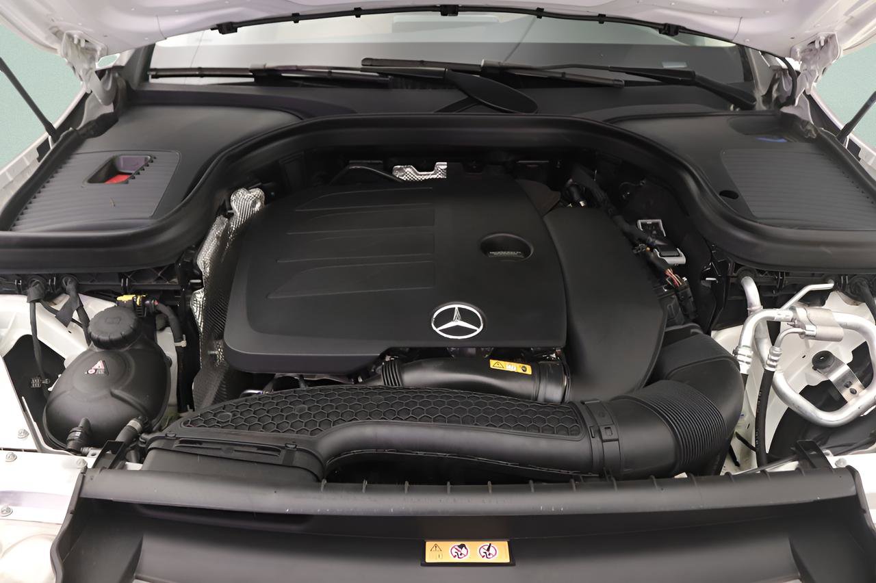 Used 2022 Mercedes-Benz GLC 300 image 23