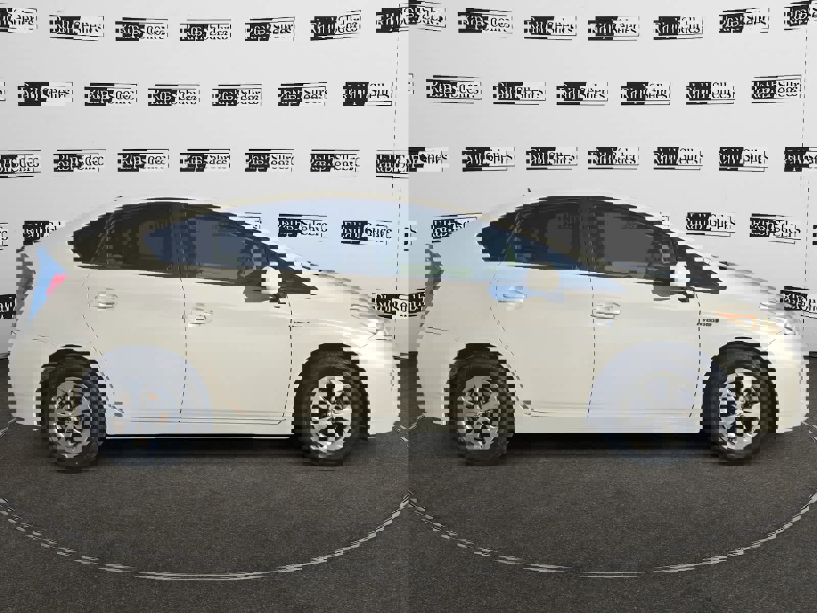 Used 2013 Toyota Prius Three w/ Solar Roof Pkg image 7