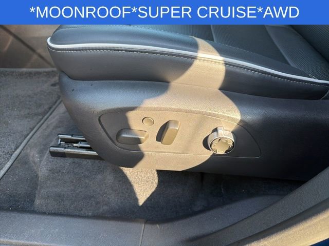 Used 2025 Buick Enclave Avenir w/ Super Cruise Package image 28