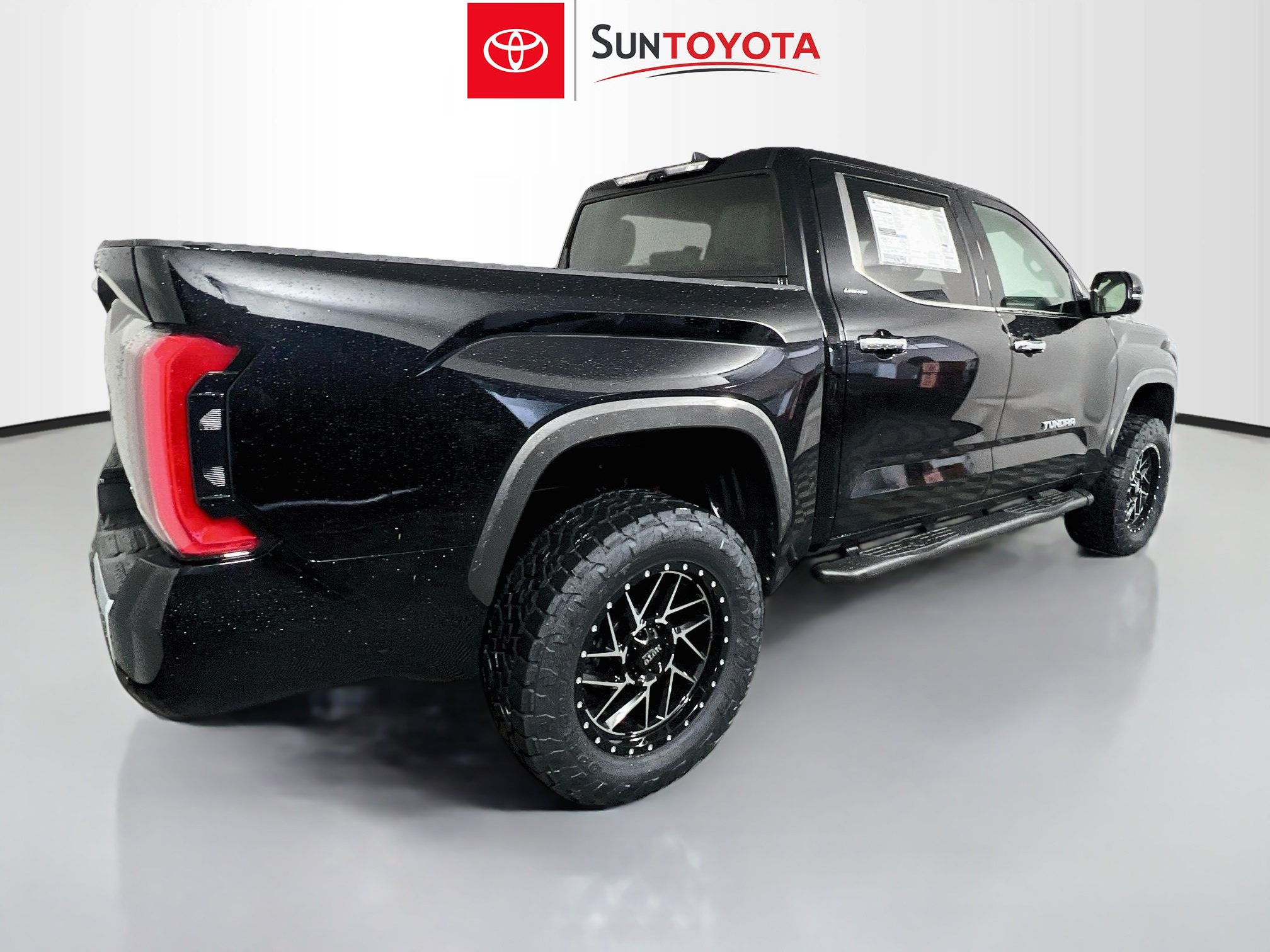 New 2026 Toyota Tundra Limited AWD/4WD image 4
