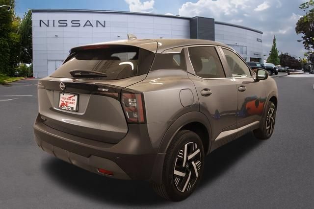 Used 2025 Nissan Kicks SV w/ Illumination Package FWD image 3