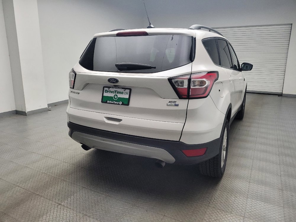 Used 2018 Ford Escape SE w/ Ford Safe & Smart Package AWD/4WD image 7
