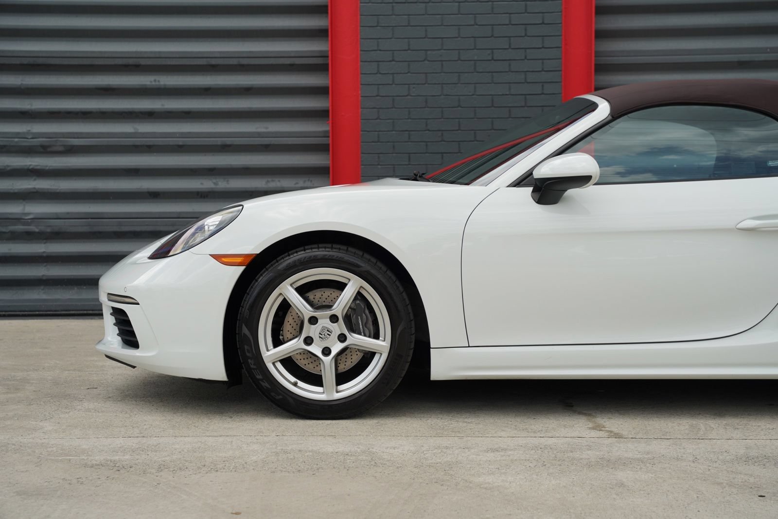 Used 2019 Porsche 718 Boxster RWD image 10