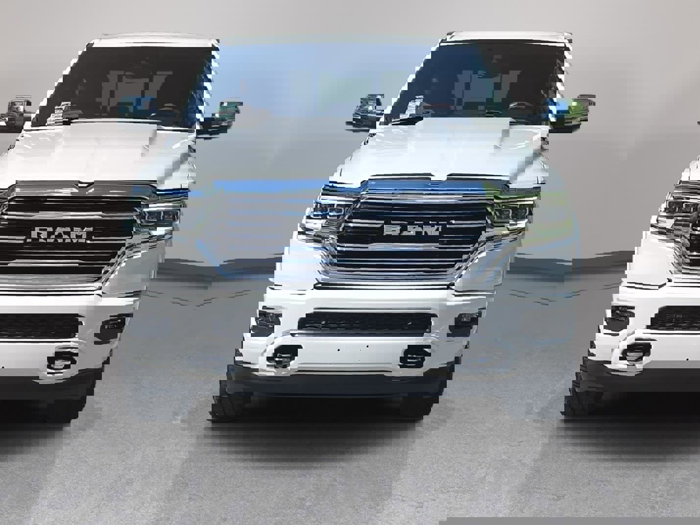 Used 2022 RAM 1500 Limited w/ Body Color Bumper Group image 2