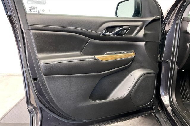 Used 2019 GMC Acadia SLE AWD/4WD image 25