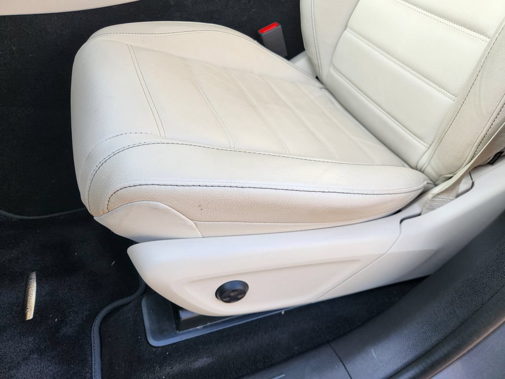 Used 2021 Mercedes-Benz GLE 350 4MATIC image 16