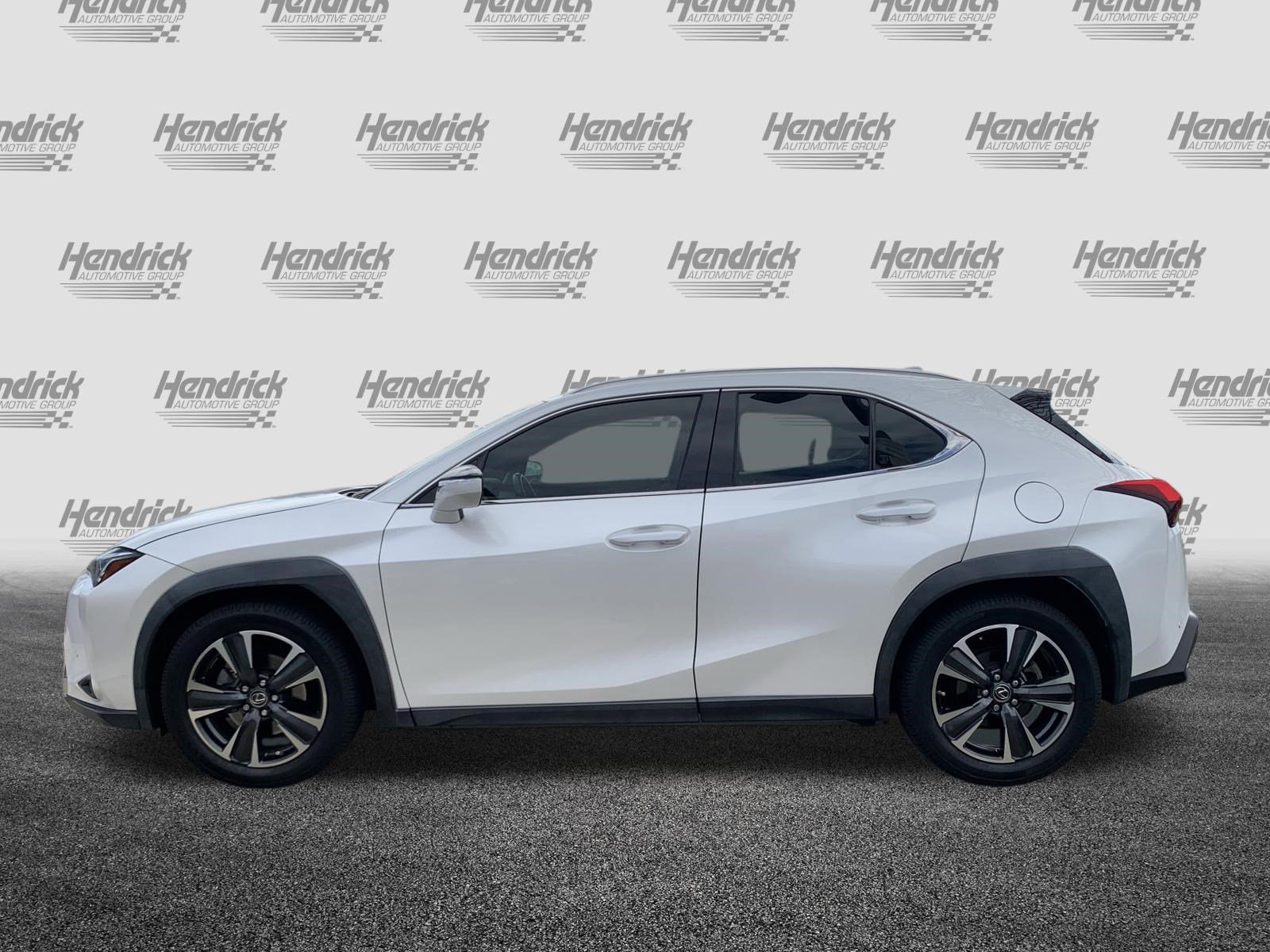 Used 2020 Lexus UX 200 w/ Premium Package image 7
