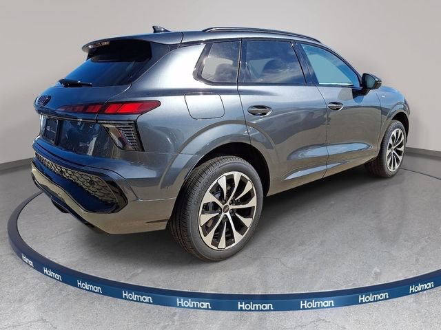 New 2026 Audi Q3 quattro 2.0T AWD/4WD image 3