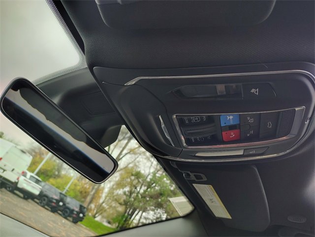 New 2025 Jeep Grand Cherokee Altitude image 29