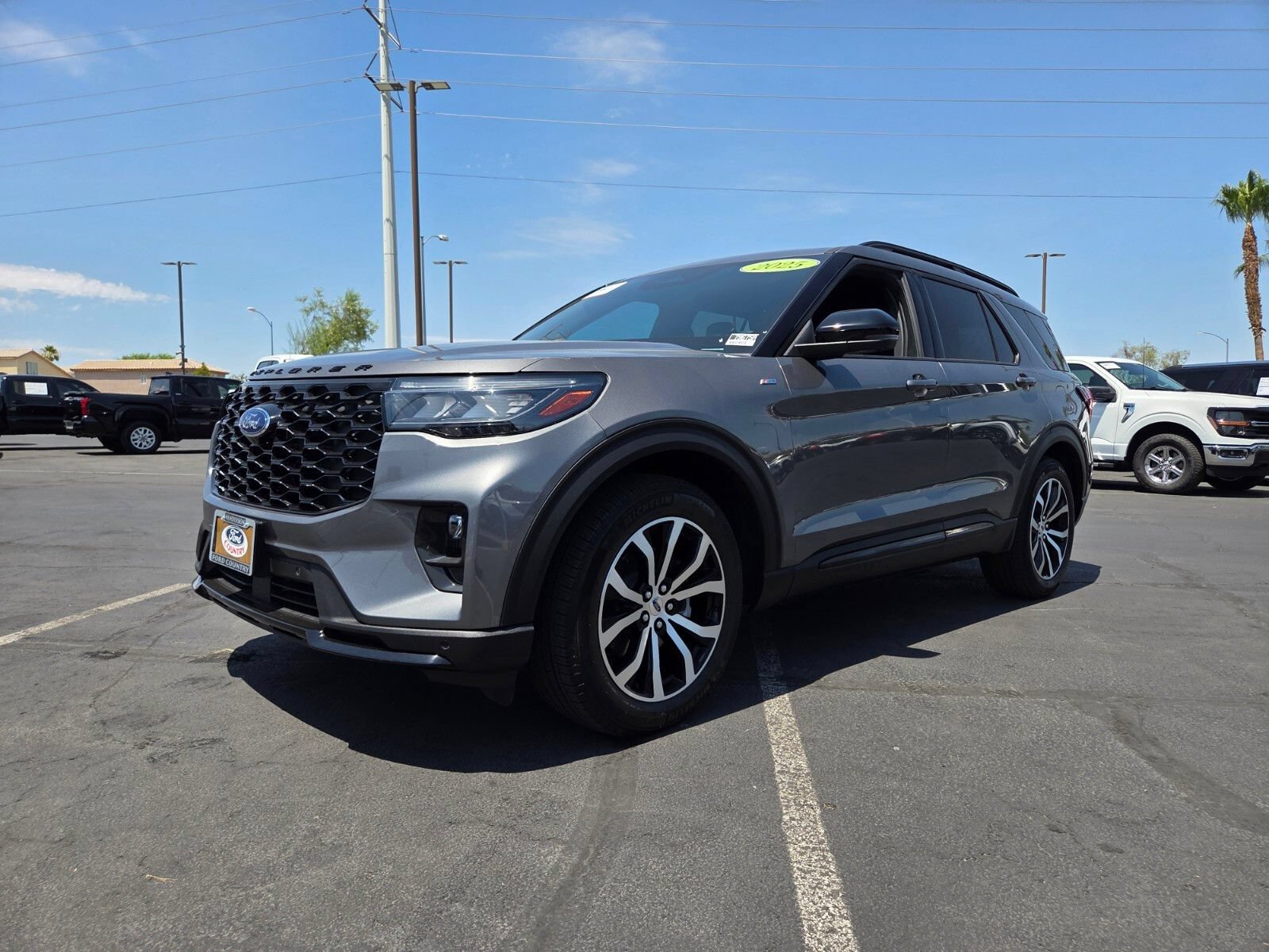 Certified 2025 Ford Explorer ST-Line RWD image 2