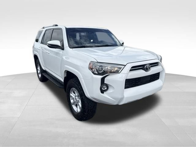 Used 2024 Toyota 4Runner SR5 Premium w/ Moonroof Package AWD/4WD image 7