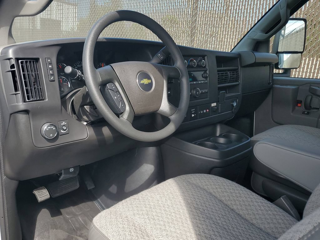 New 2025 Chevrolet Express 3500 w/ Power Convenience Package RWD image 18