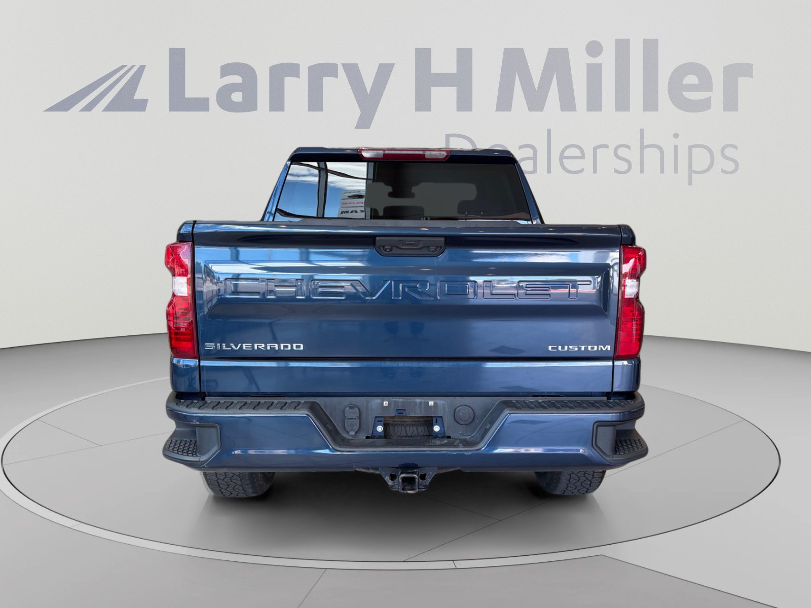 Used 2022 Chevrolet Silverado 1500 Custom AWD/4WD image 4