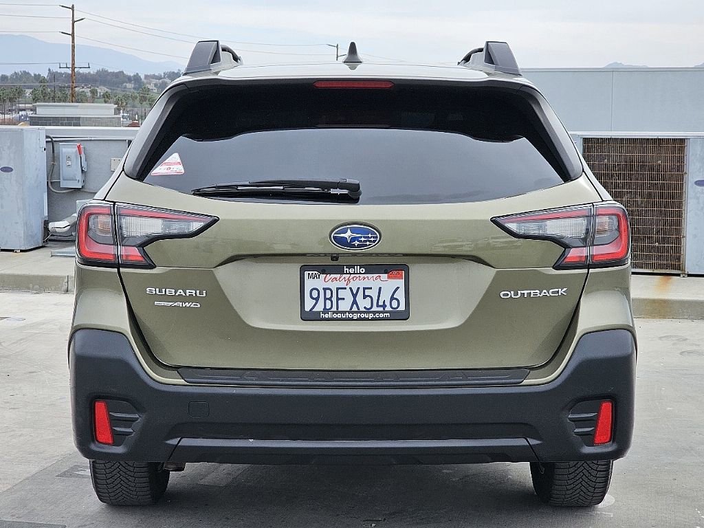 Used 2022 Subaru Outback Premium image 16