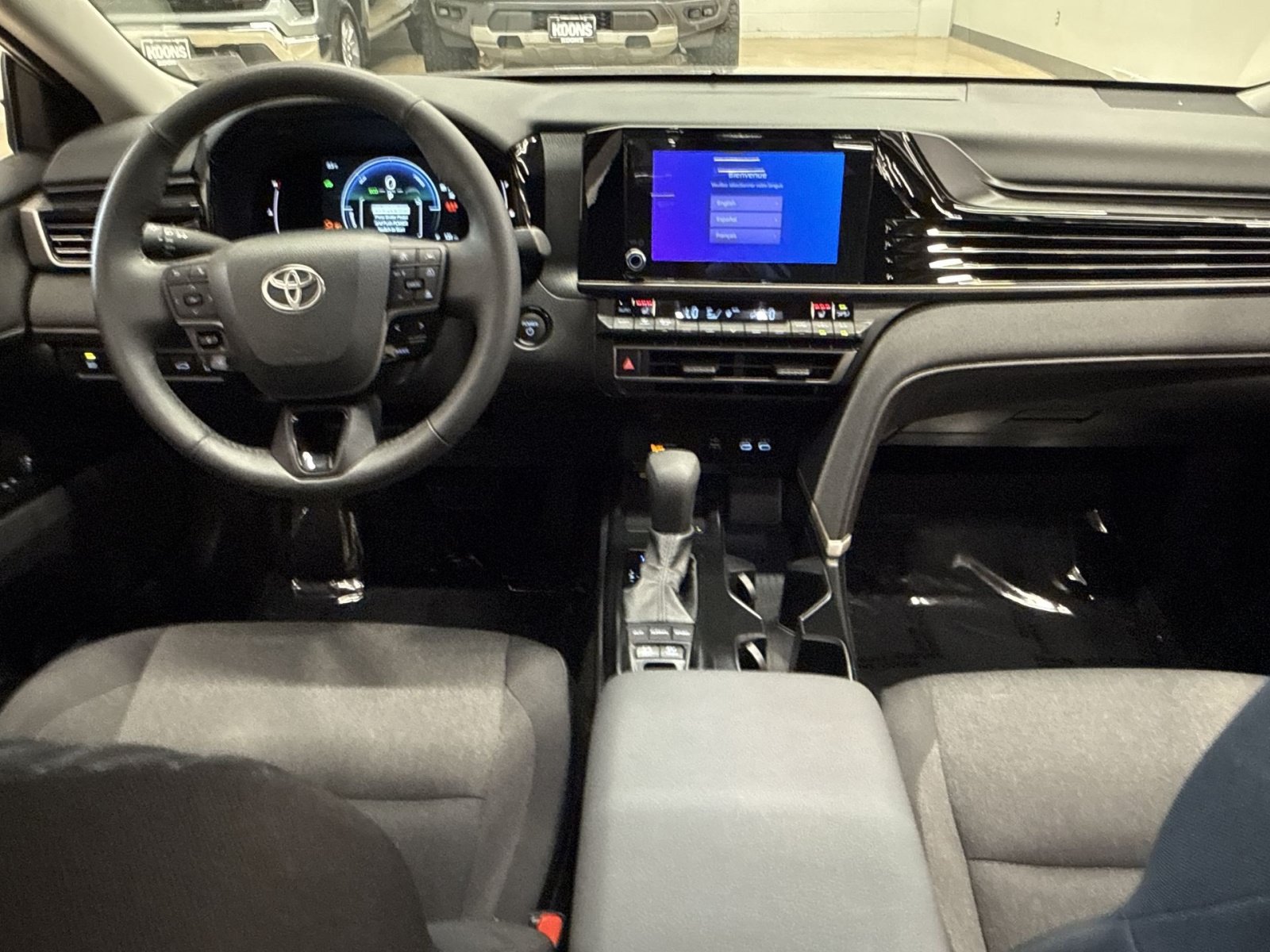 Used 2025 Toyota Camry LE w/ Convenience Package AWD/4WD image 24