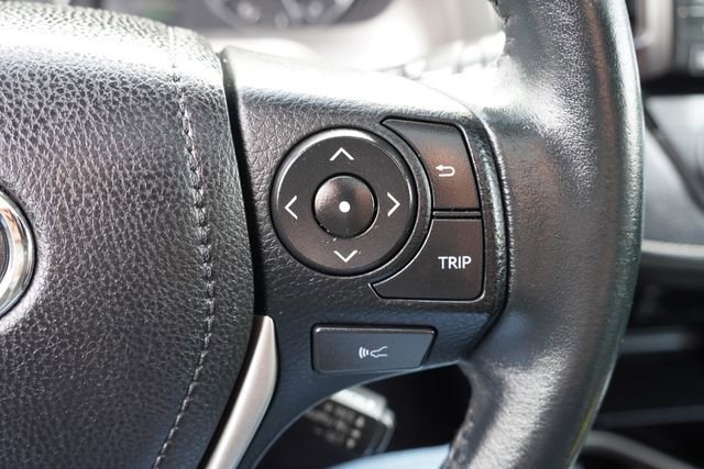 Used 2016 Toyota RAV4 Limited w/ Advanced Technology Package image 32
