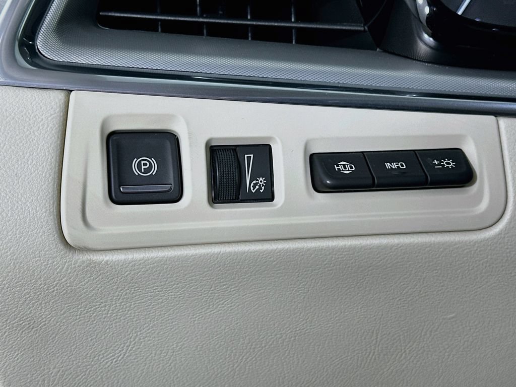 New 2026 Cadillac XT5 Premium Luxury w/ Driver Assist Package FWD image 10