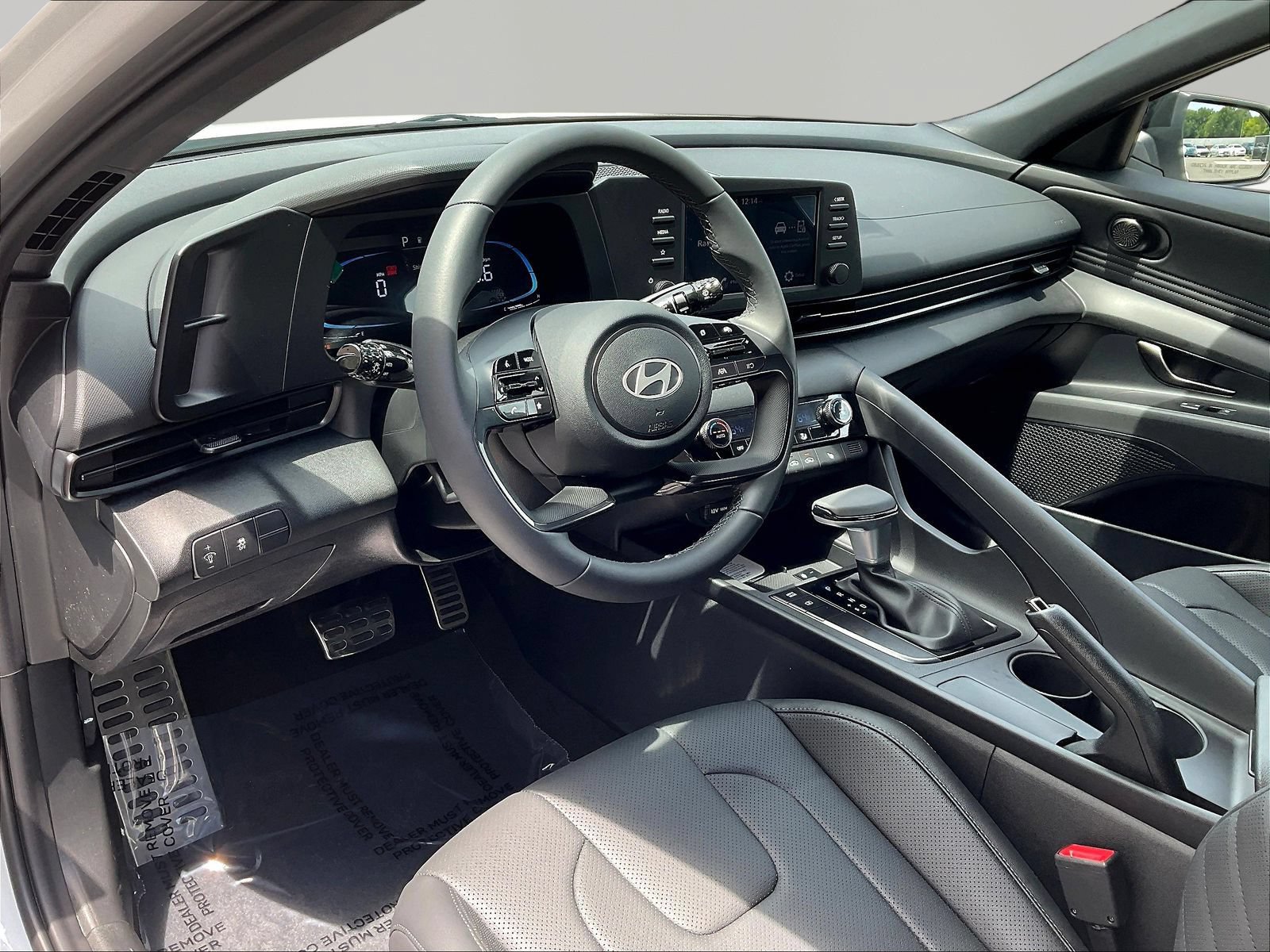 New 2026 Hyundai Elantra SEL Sport FWD image 16