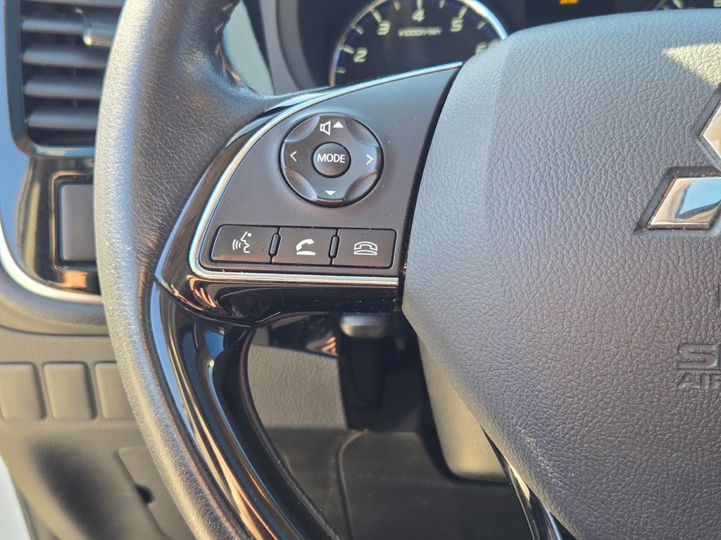 Used 2018 Mitsubishi Outlander SE FWD image 39