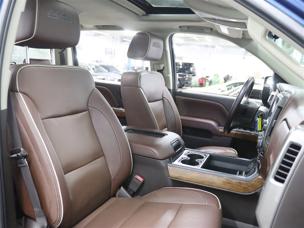 Used 2018 Chevrolet Silverado 1500 High Country image 14