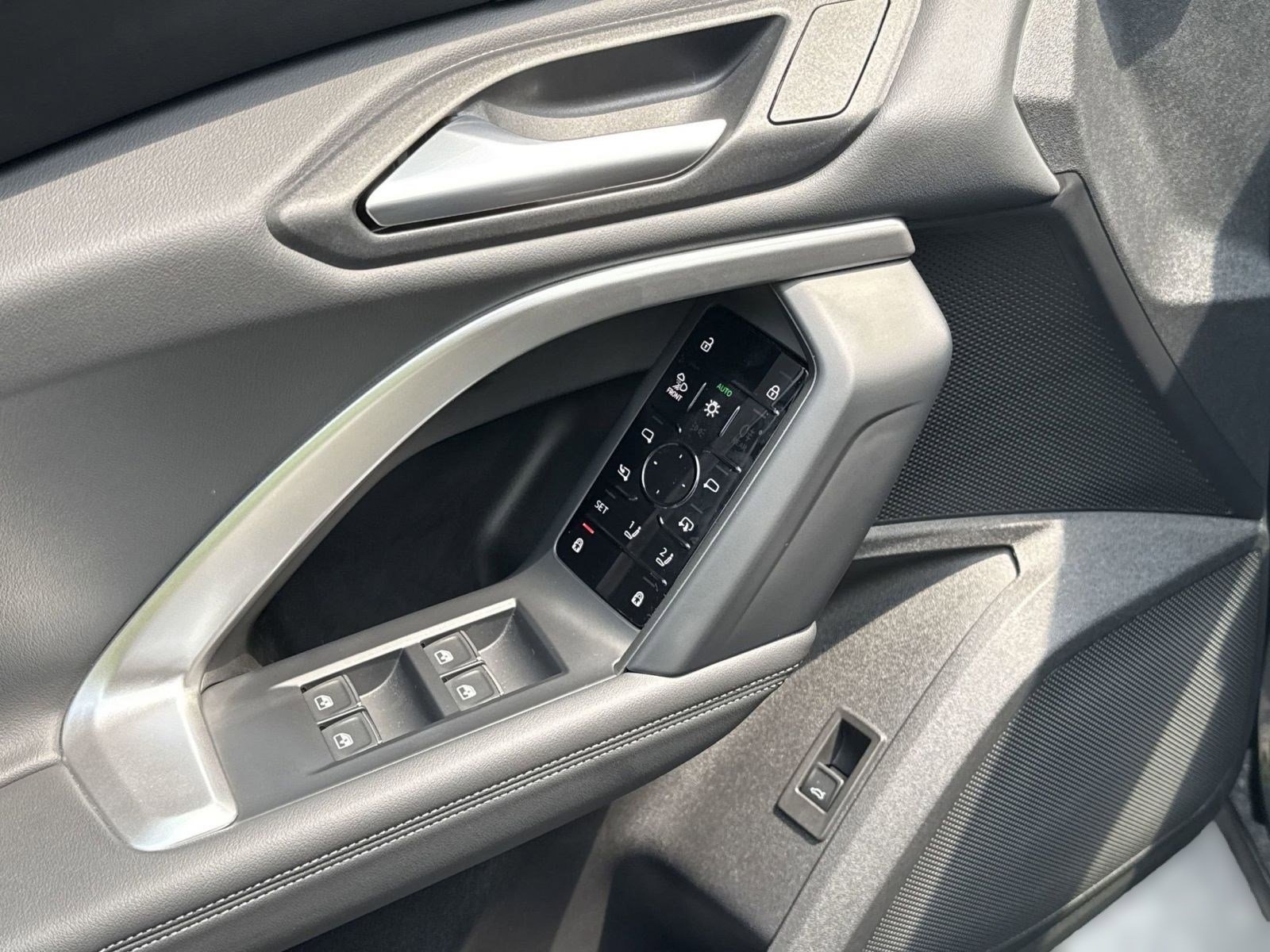 New 2025 Audi Q5 Premium AWD/4WD image 28