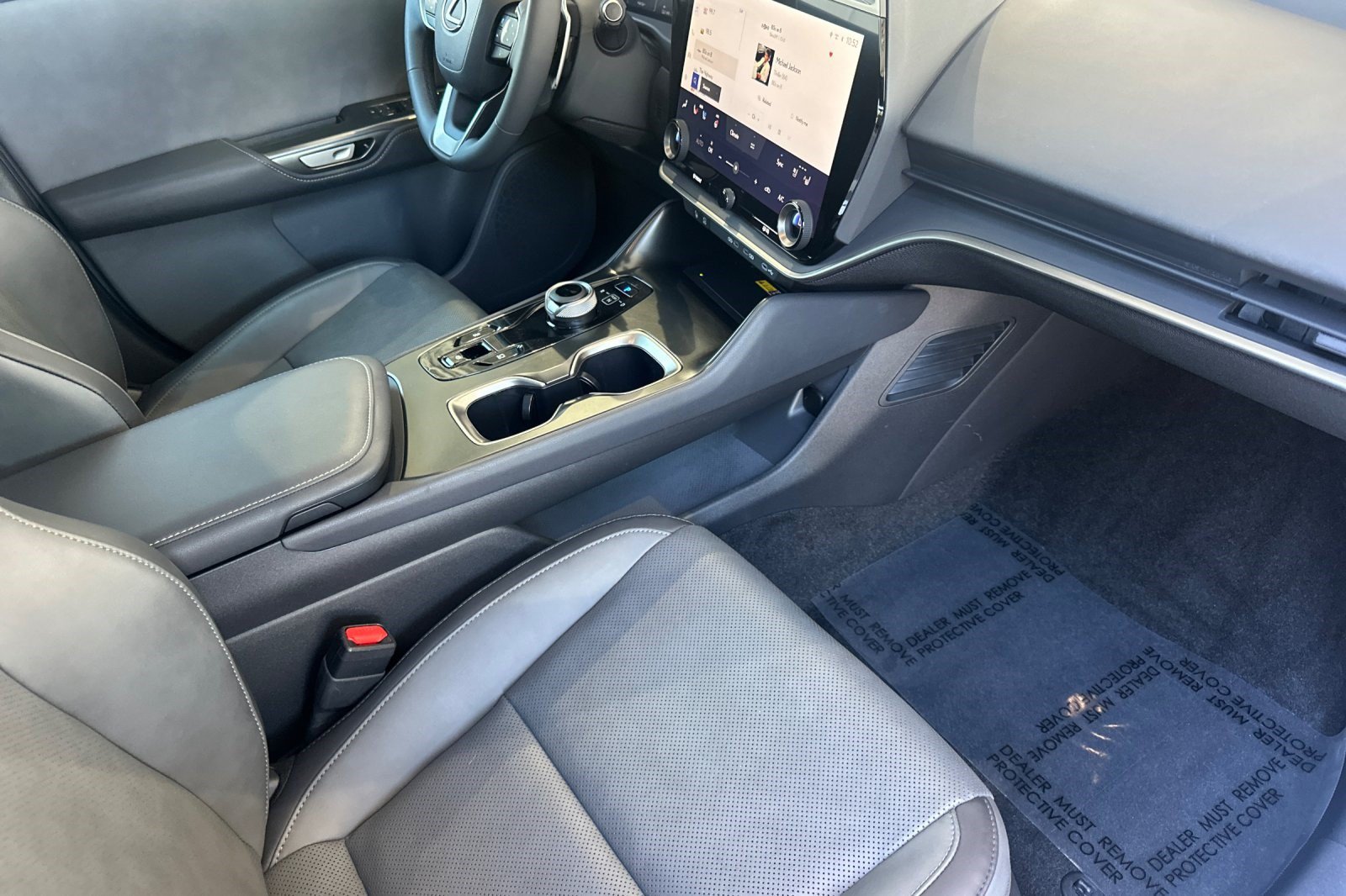Certified 2023 Lexus RZ 450e Premium w/ Technology Package AWD/4WD image 20