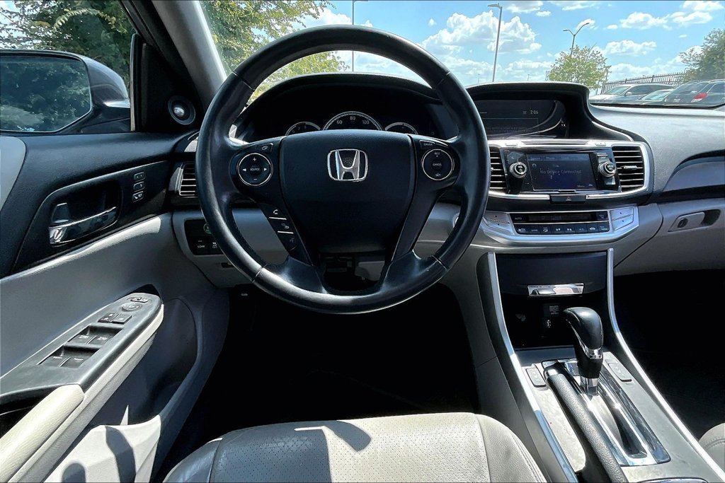 Used 2015 Honda Accord EX-L image 6