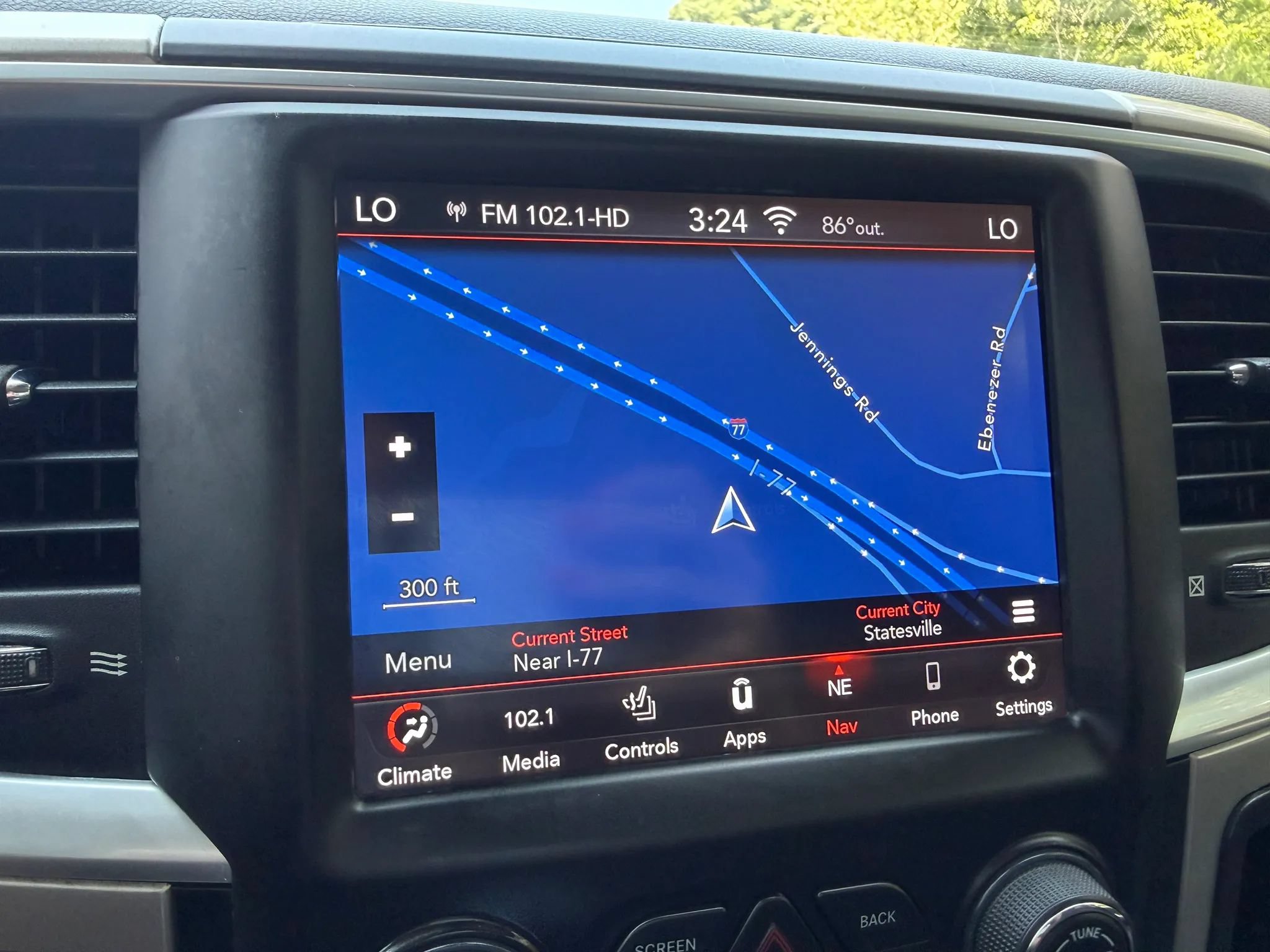 Used 2020 RAM 1500 Classic SLT w/ Luxury Group AWD/4WD image 33