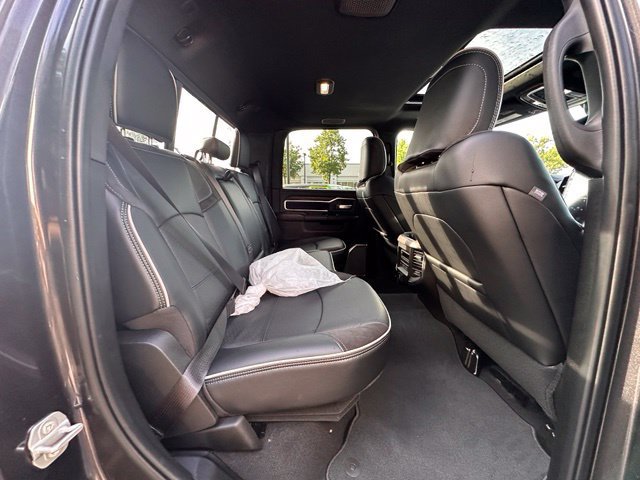 New 2026 RAM 2500 Laramie AWD/4WD image 29