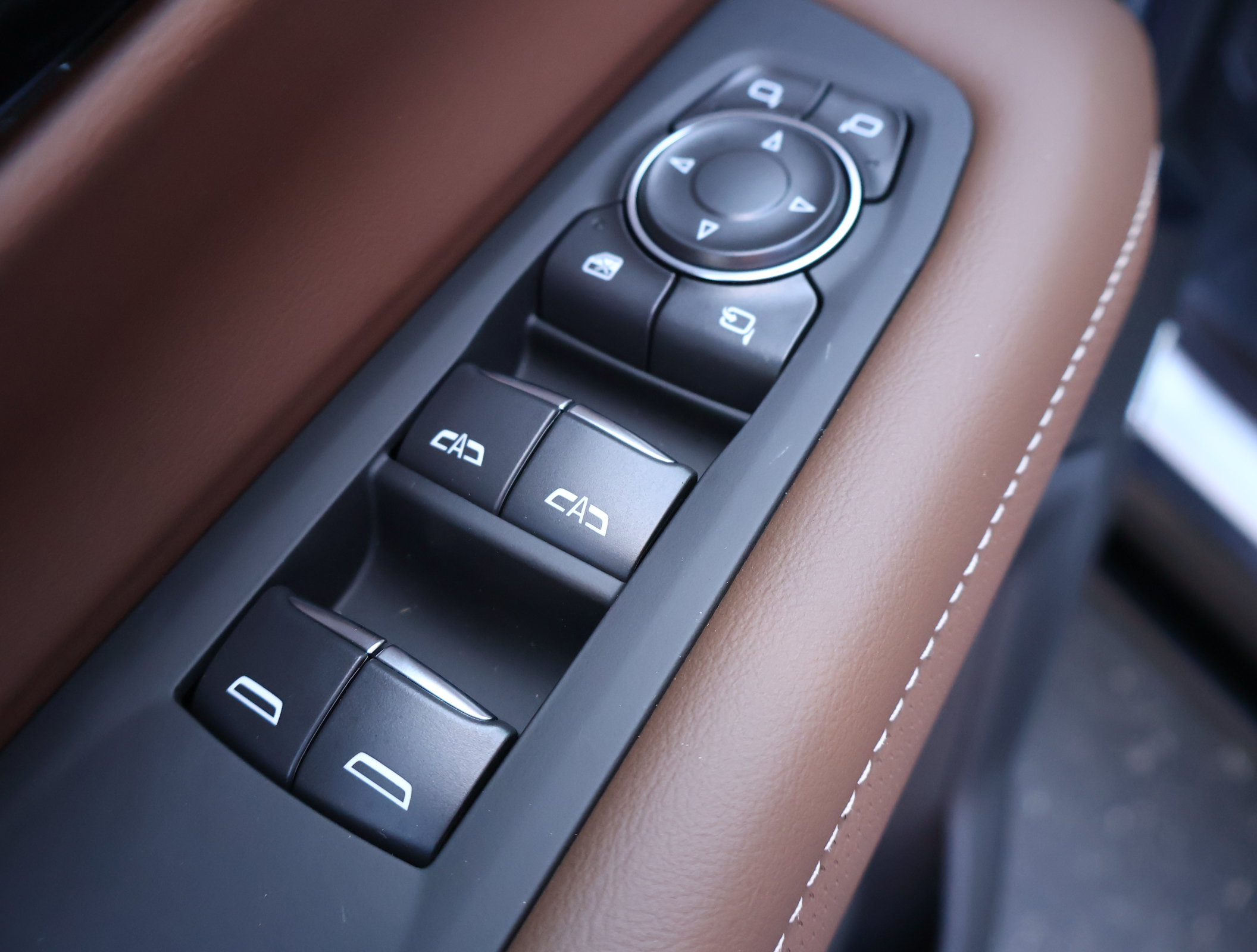 New 2026 Chevrolet Tahoe High Country AWD/4WD image 8