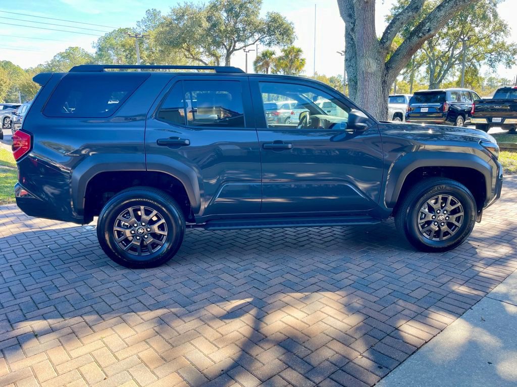 Used 2025 Toyota 4Runner SR5 image 7