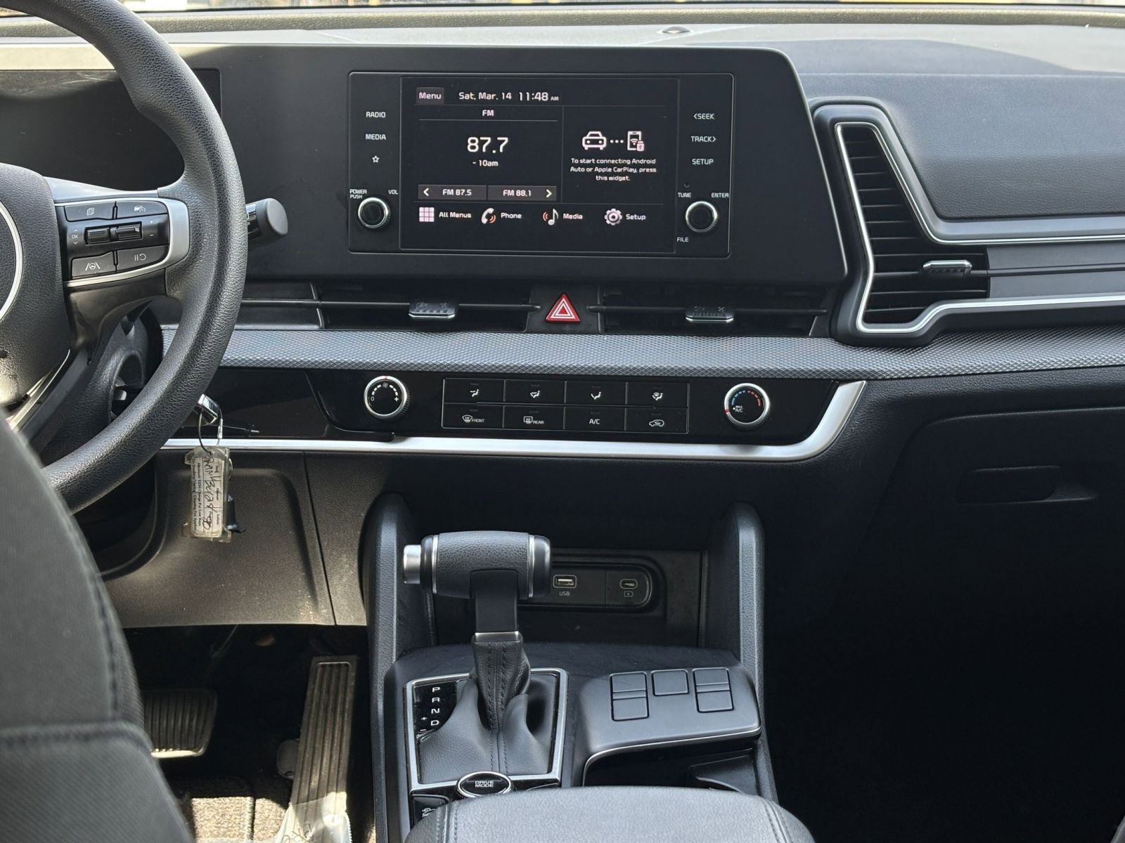 Used 2025 Kia Sportage LX image 17