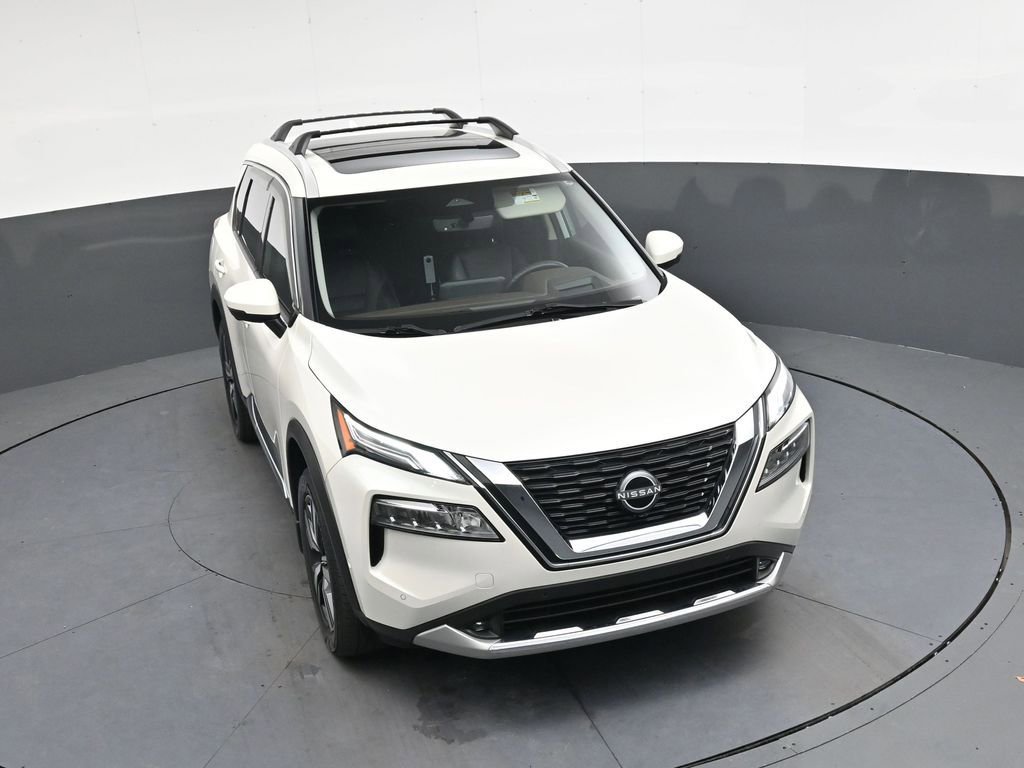 Used 2022 Nissan Rogue Platinum w/ Head-Up Display Package image 29