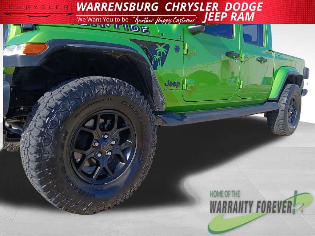 Used 2025 Jeep Gladiator Sport image 31