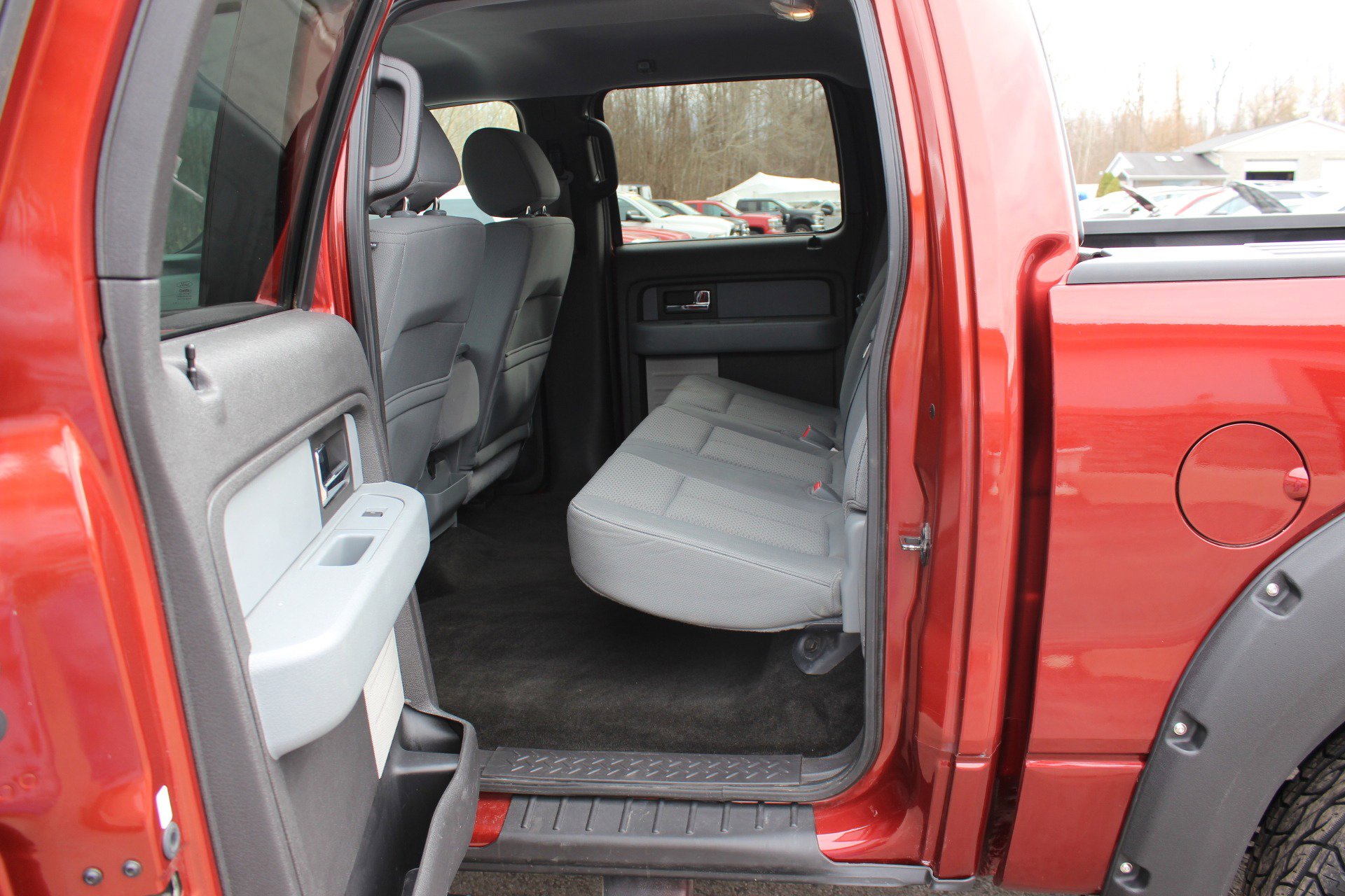 Used 2014 Ford F150 XLT w/ Equipment Group 302A Luxury image 30
