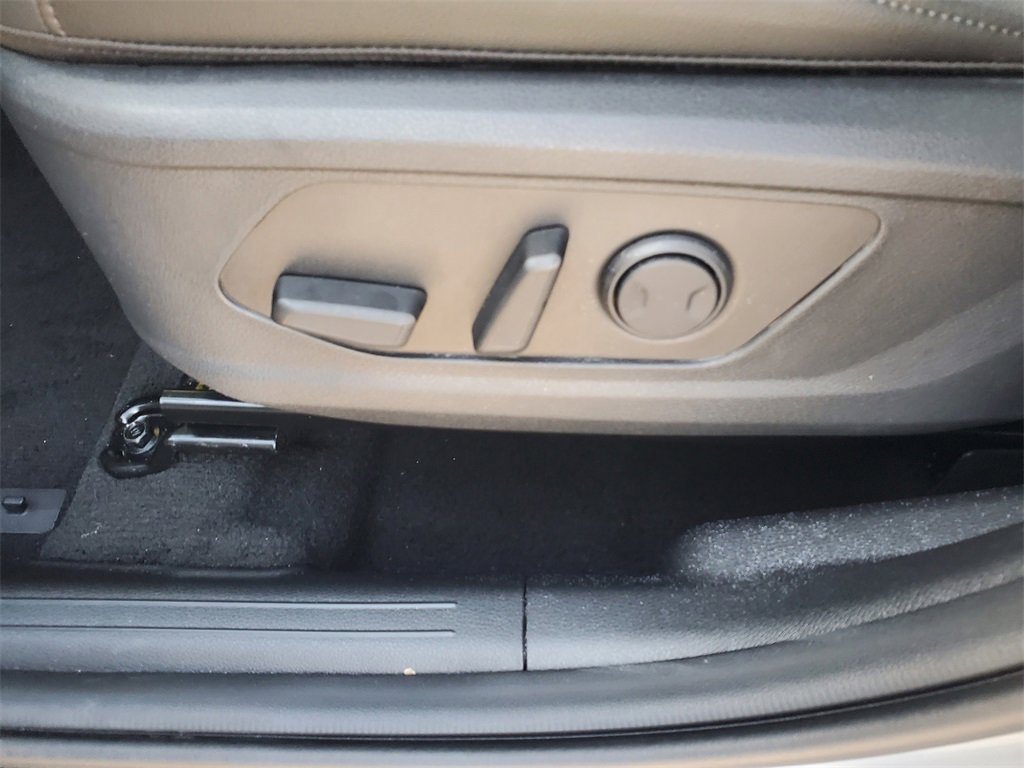 New 2026 Kia Sportage SX image 8