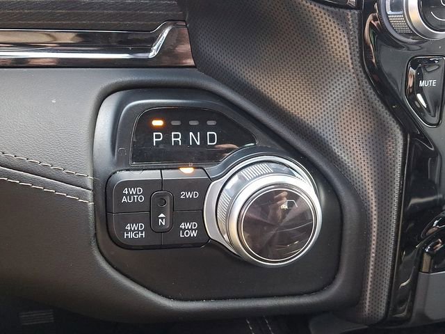 Used 2022 RAM 1500 Limited w/ Body Color Bumper Group image 17