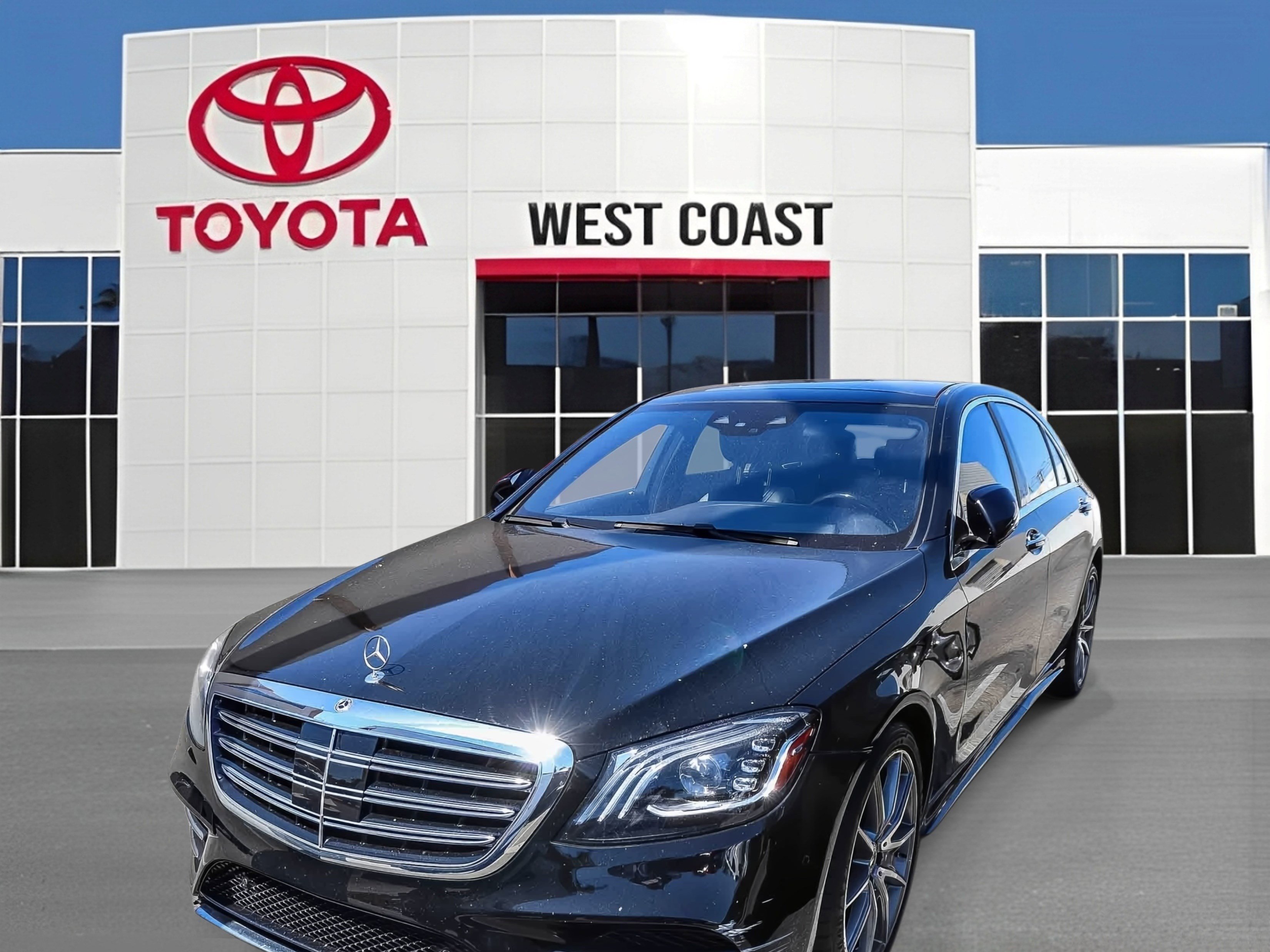 Used 2019 Mercedes-Benz S 560 Sedan image 1