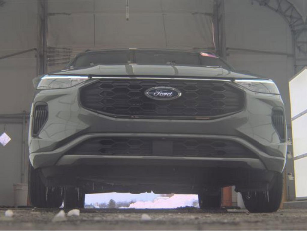 Used 2024 Ford Escape ST-Line w/ Tech Pack #1 image 3