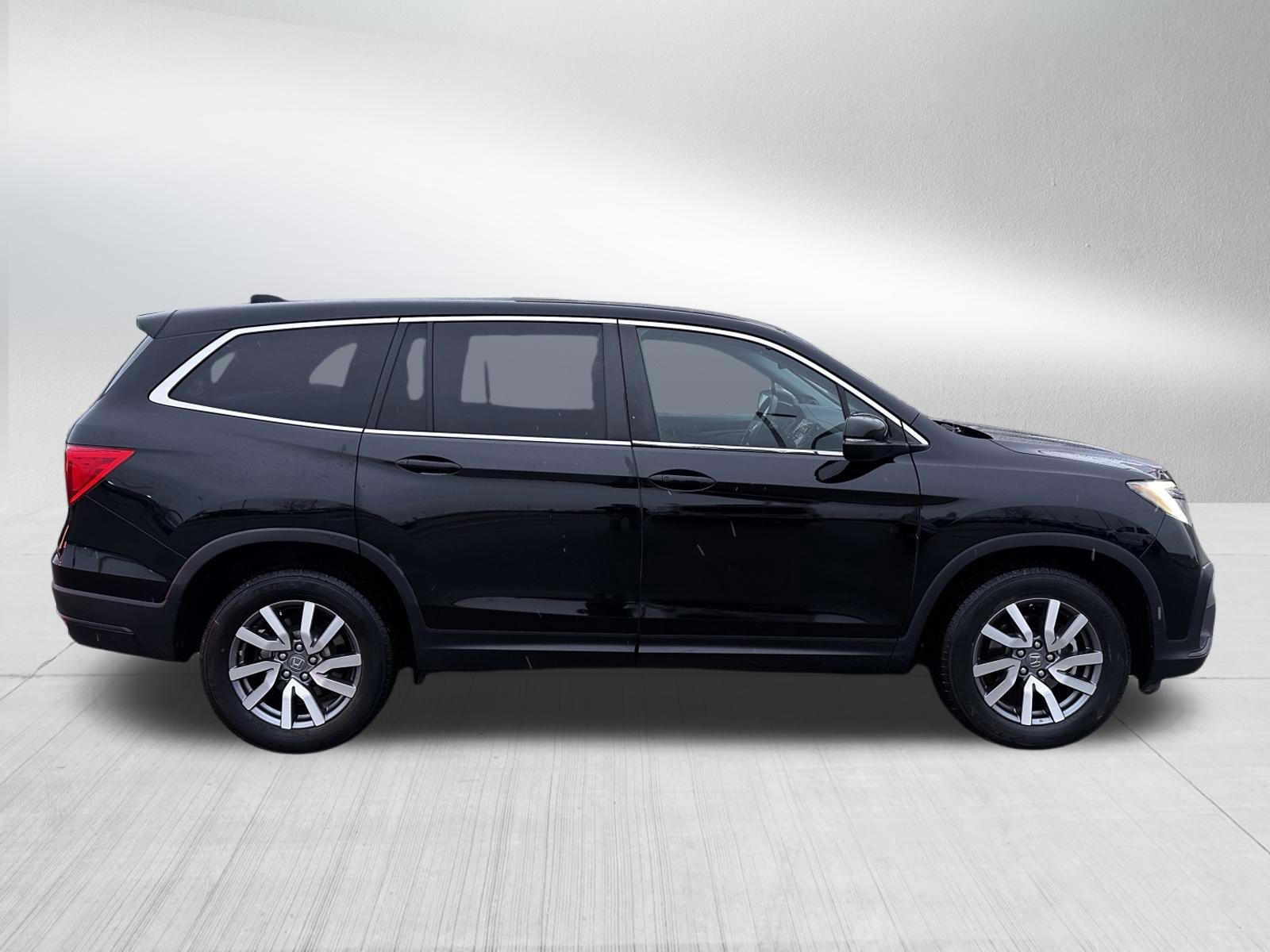Used 2020 Honda Pilot EX image 8