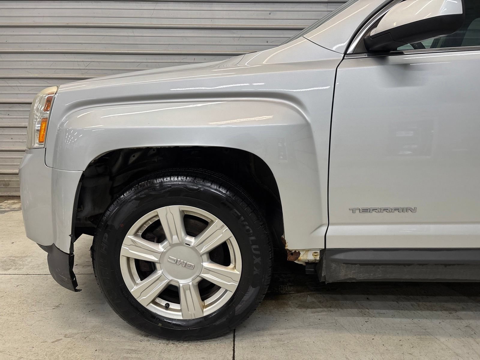 Used 2014 GMC Terrain SLE w/ Convenience Package FWD image 4