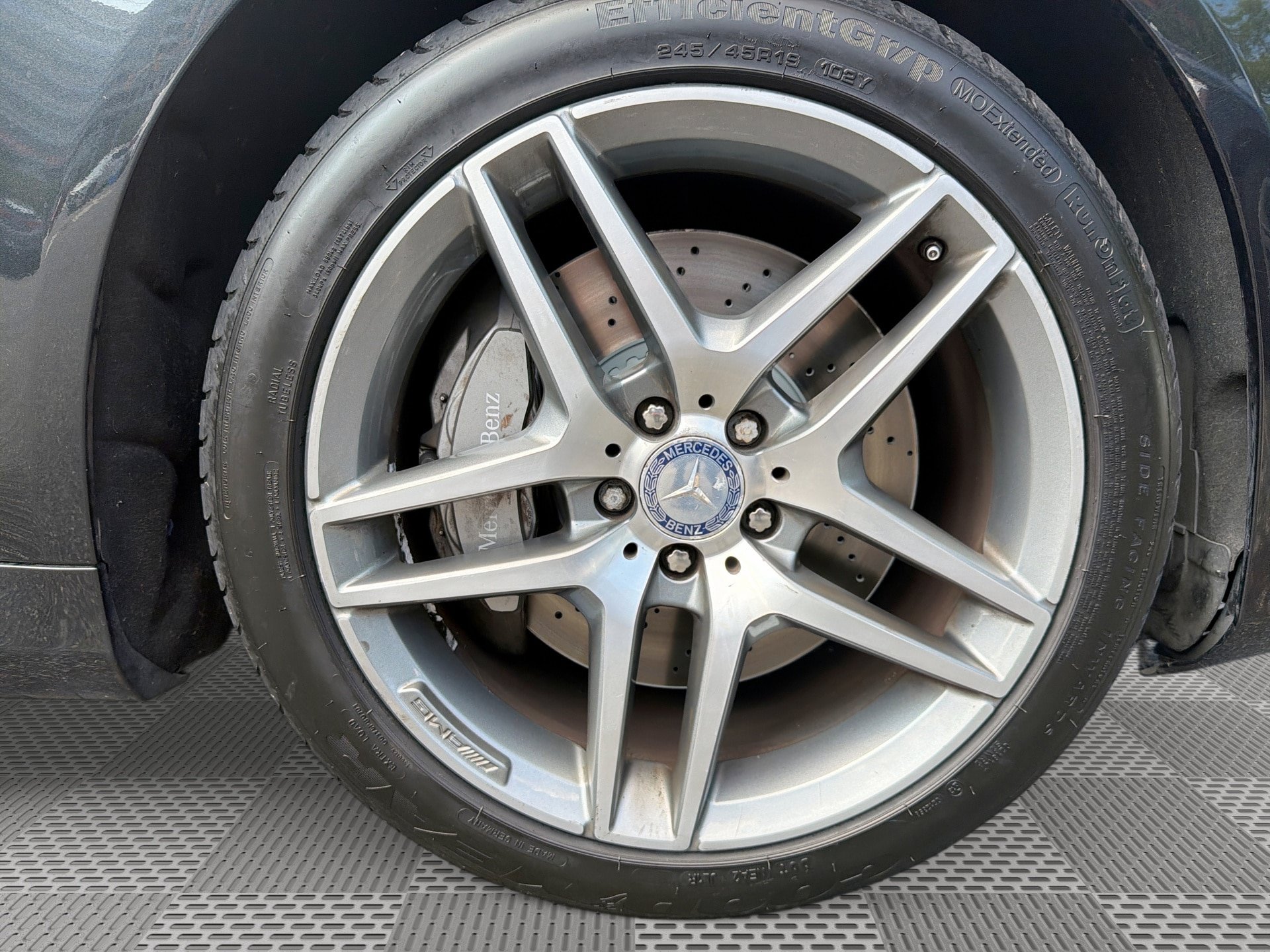 Used 2015 Mercedes-Benz S 550 4MATIC Sedan image 31