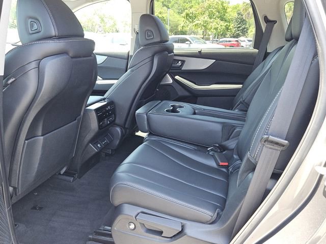 Used 2025 Acura MDX w/ Technology Package image 4